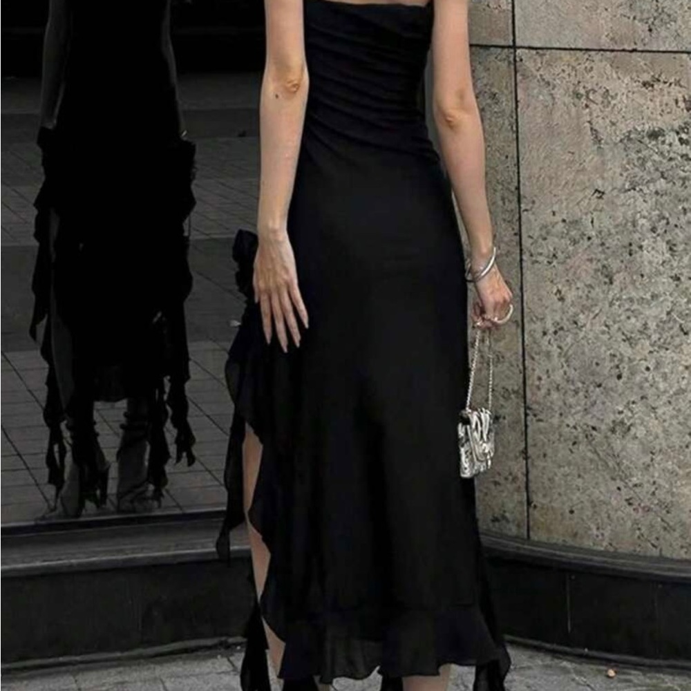 SHEIN Beautiful sheath dress with gathered trim. Used once.